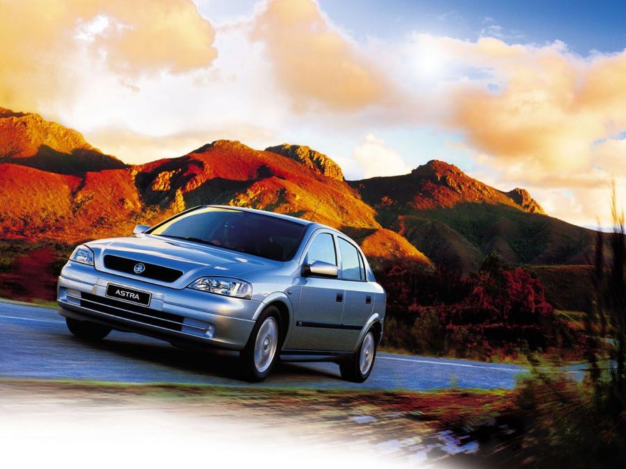 Holden Astra 5-Door '1998